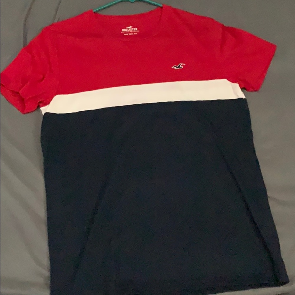 Hollister crew neck tee